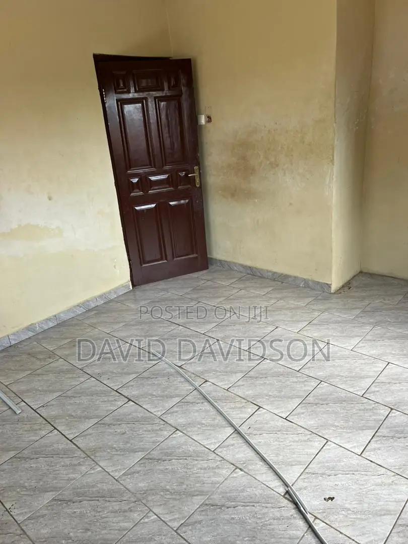 3bdrm Mansion in 3 Bedroom Self, Tema Metropolitan for rent