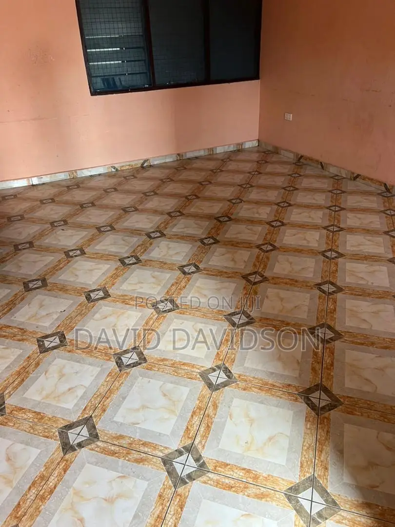 3bdrm Mansion in 3 Bedroom Self, Tema Metropolitan for rent