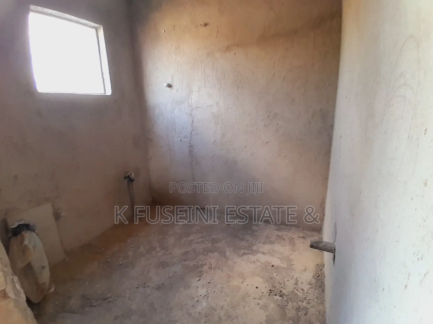 12 Bedrooms Apartment For Sale At Kenyasi Adwumam, Kumasi