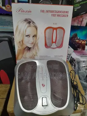 Far-Infrared and Kneading Foot Massager