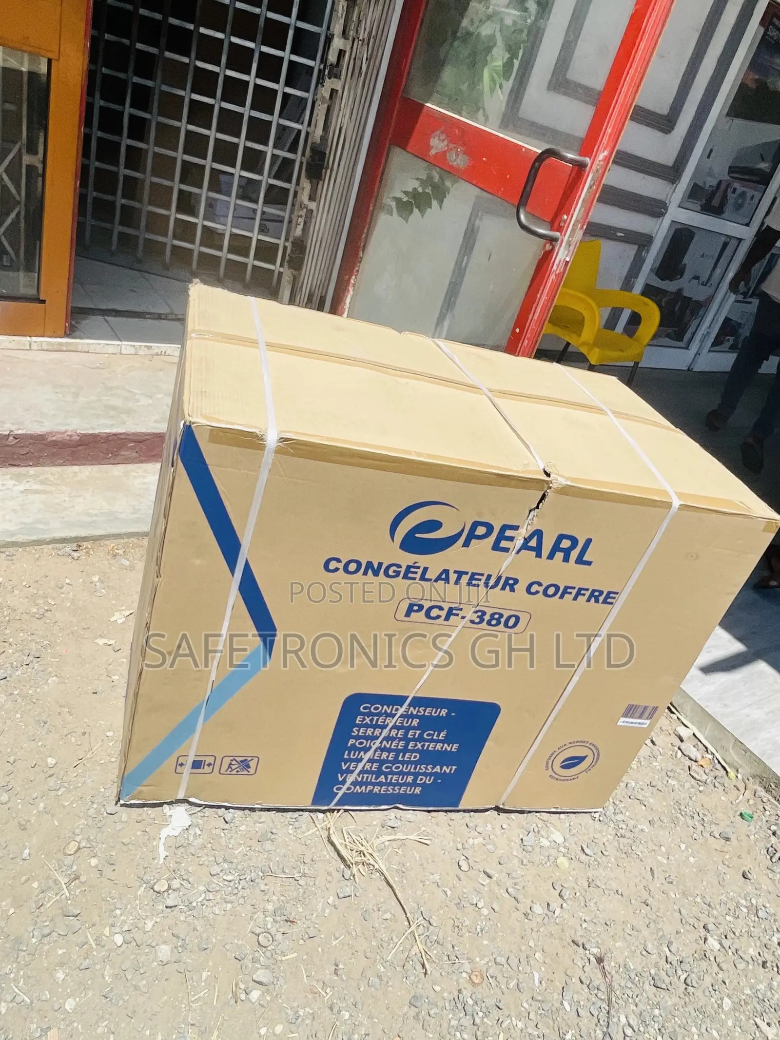 PCF-380 316 Liters Singledoor Pearl Chestfreezer