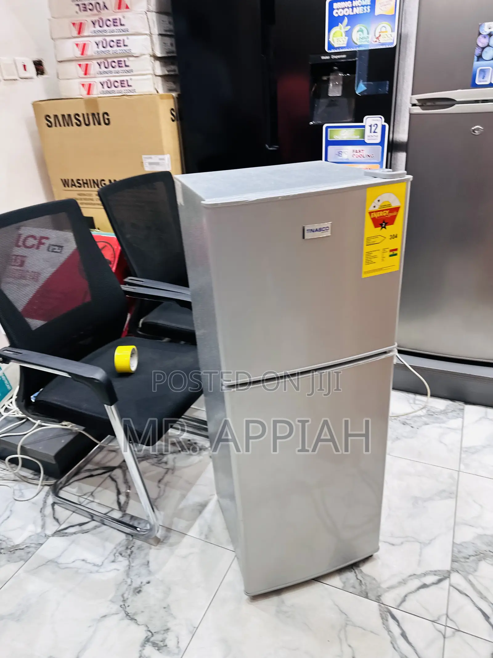 Energy Sufficient Nasco Nas 2-13fl Refrigerator.