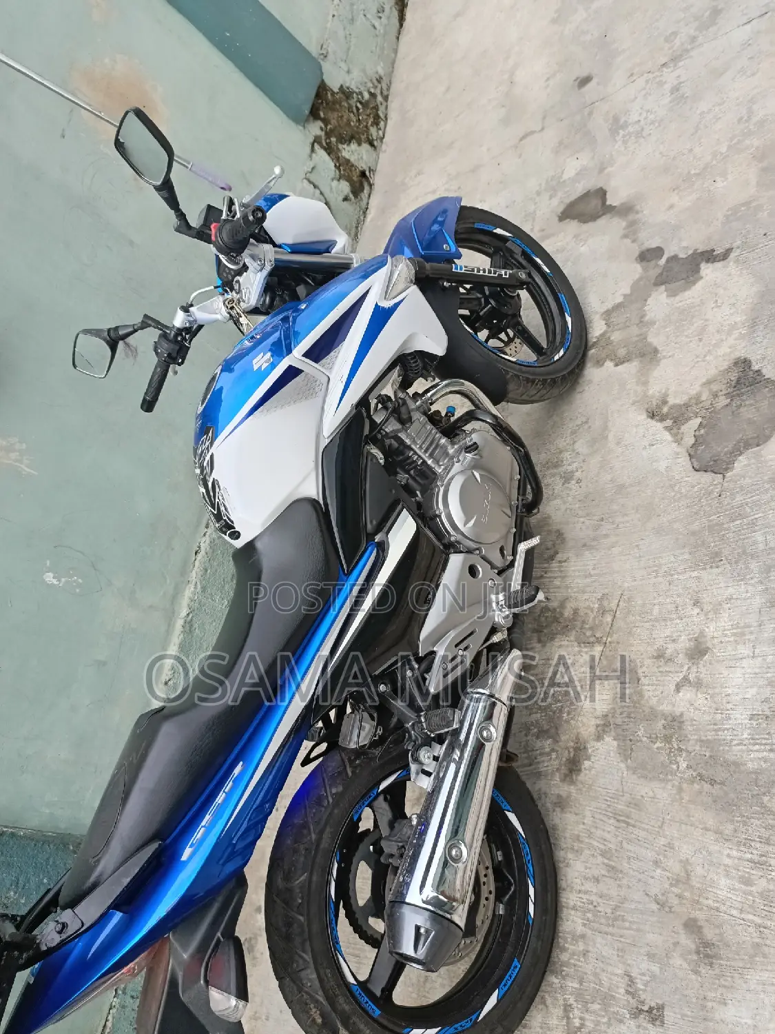 Suzuki Inazuma 2013 Blue