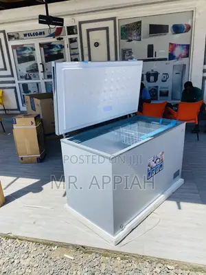 Shop Quality Pearl PCF-380 Single Door Chest Freezer,Gray.