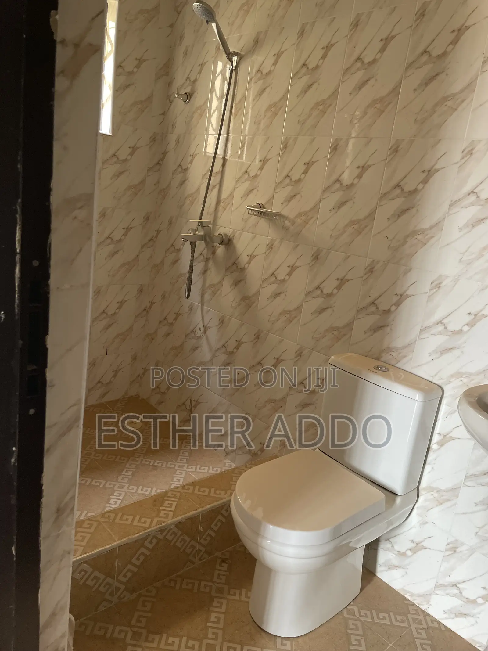 3bdrm Duplex in Oyarifa for rent
