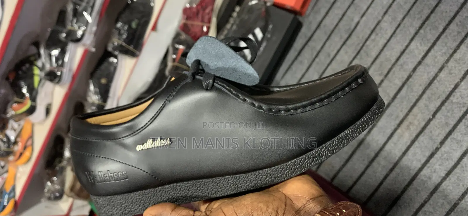 Wallabees Black Leather Shoe
