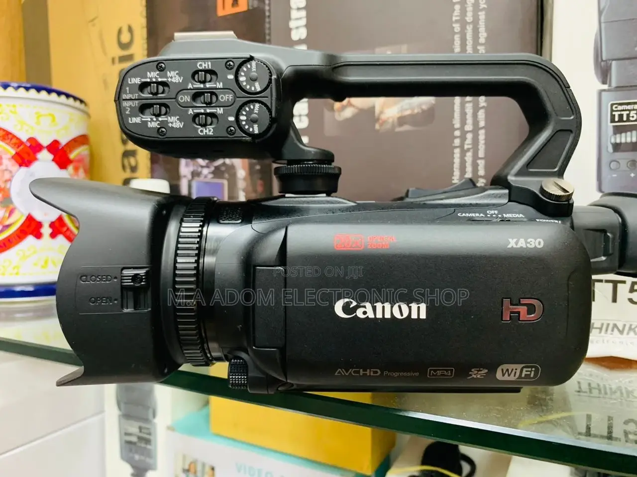 Quality Canon Xa30 Professional Handheld Video Camera.