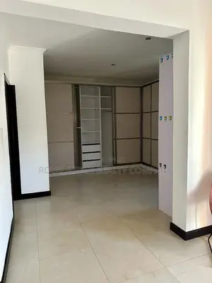 Furnished 5bdrm Townhouse / Terrace for rent