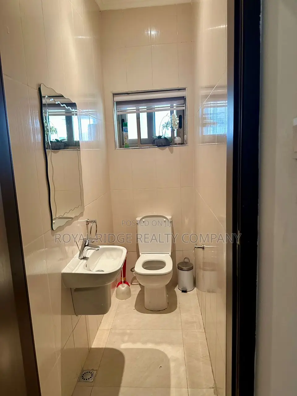 Furnished 5bdrm Townhouse / Terrace for rent