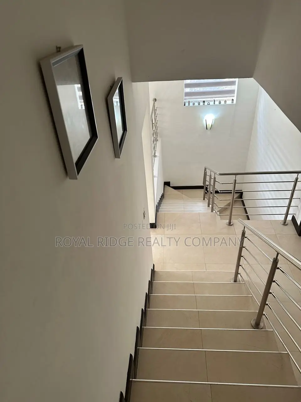 Furnished 5bdrm Townhouse / Terrace for rent