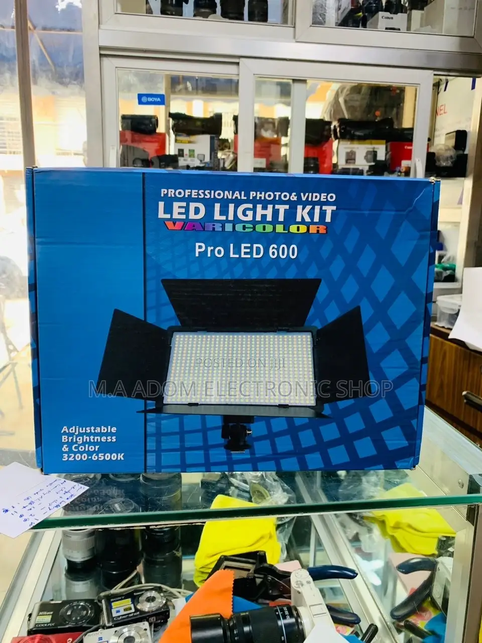 High Quality Pro Led 600 Photo Video Light Kit.