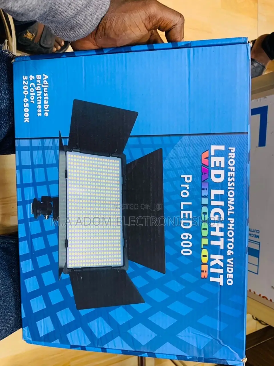 Fresh in Box Pro Led 600 Photo Video Led Light Kit.