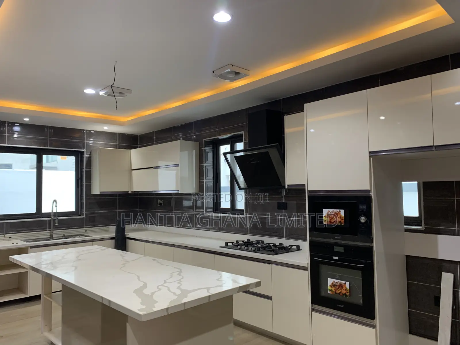 5bdrm House in Adjiringanor, East Legon for sale