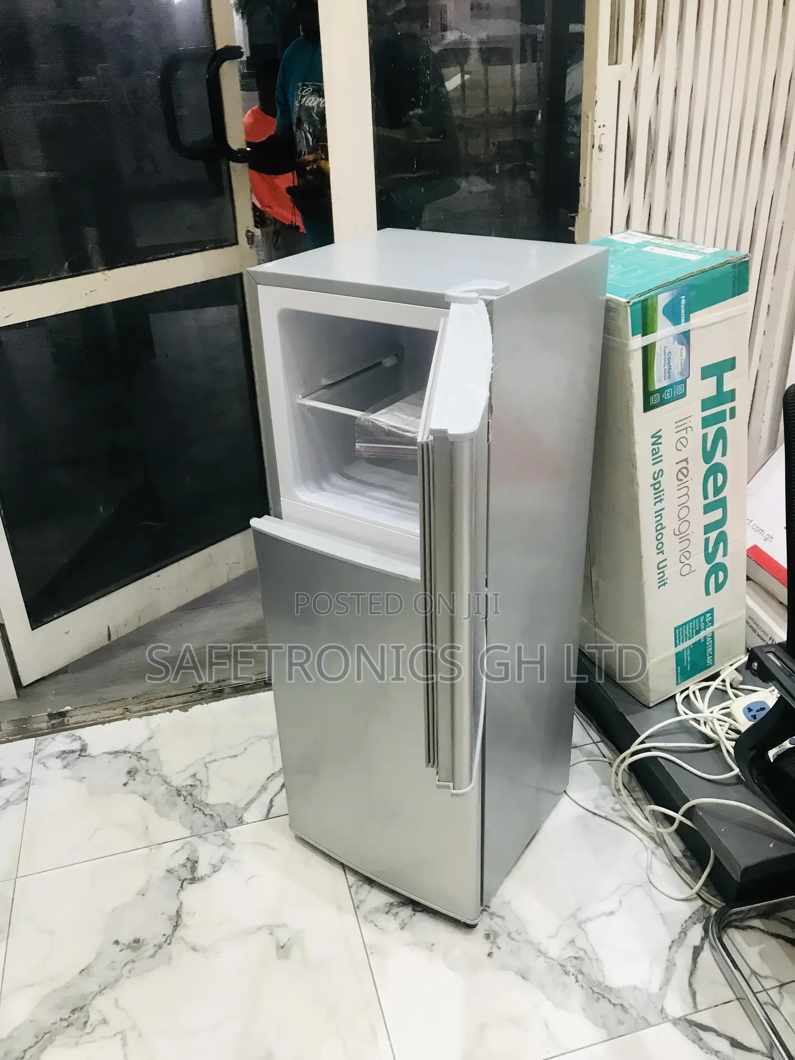 Nasco Gray Nasf2-13fl Doubledoir Topfreezer Fridge