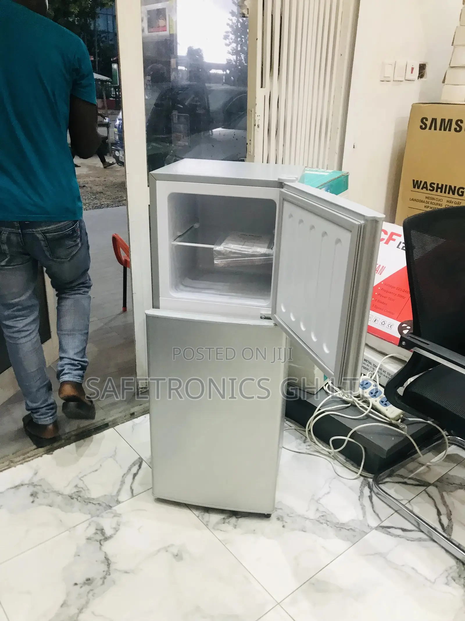 Durable Nasco Topfreezer Gray Nasf2-13fl Doubledoor Fridge