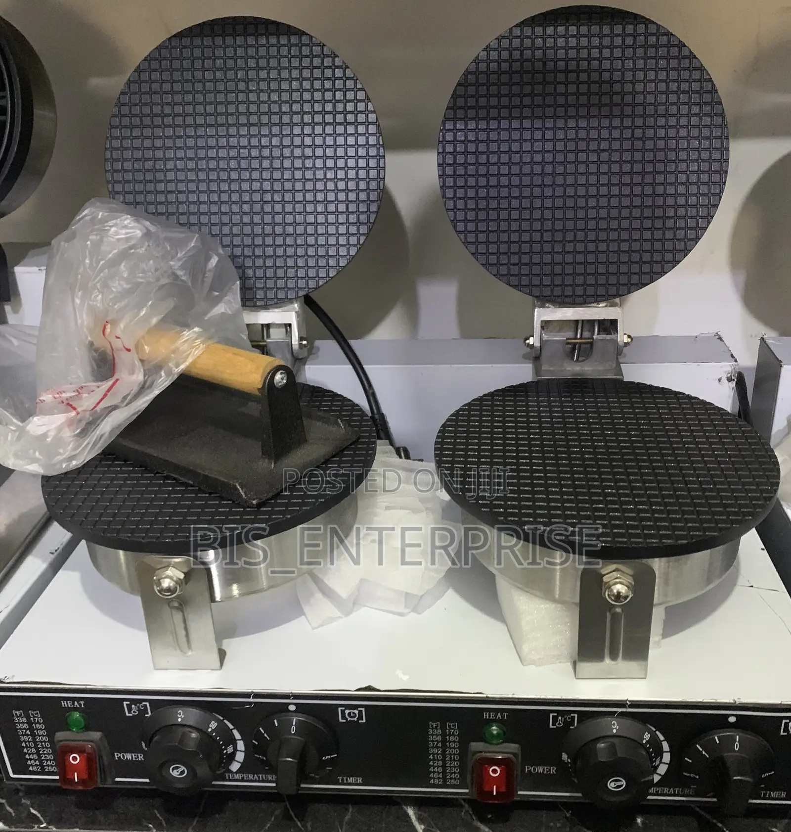 Commercial Waffle Makers Double