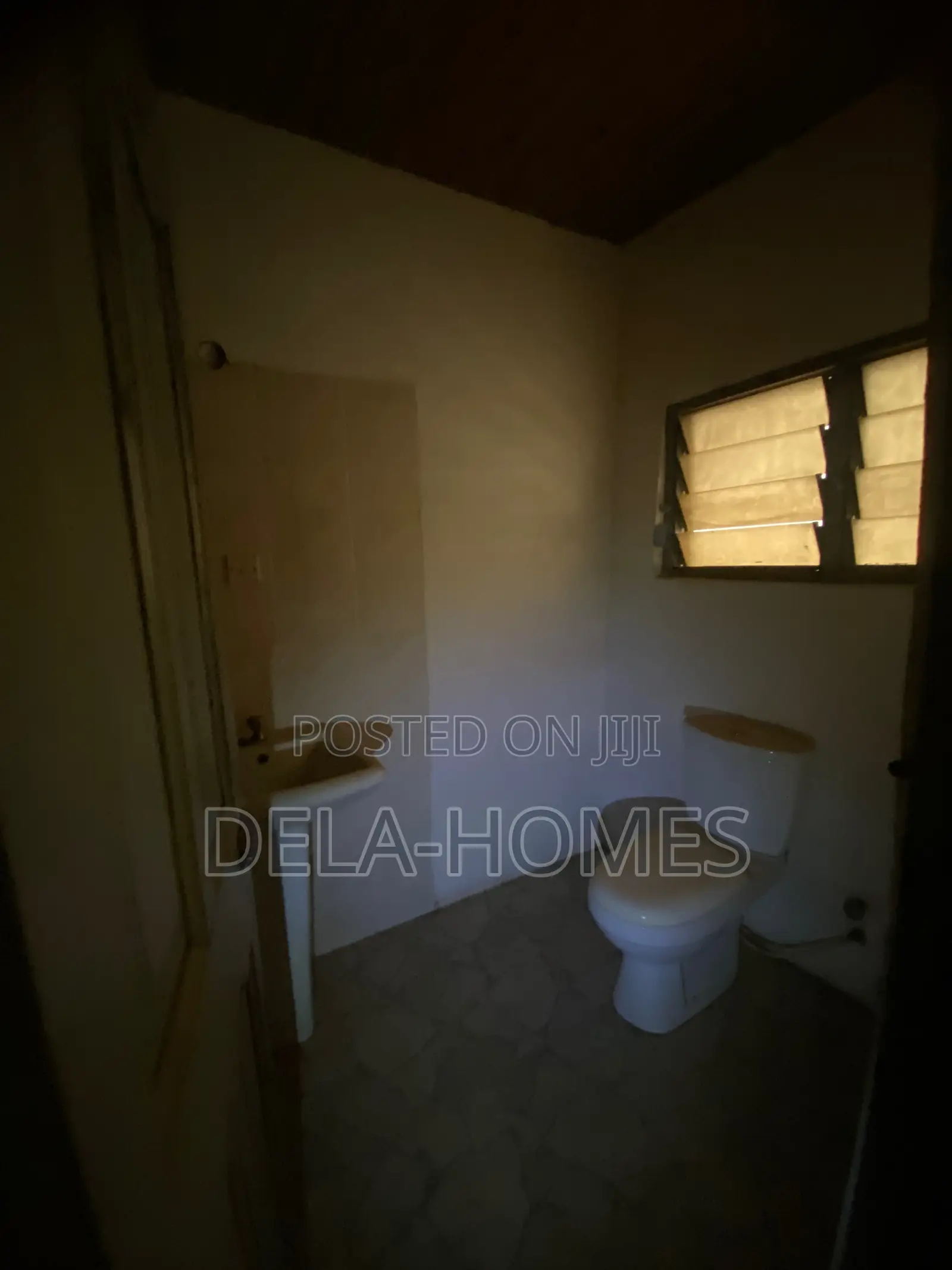 Three Bedroom Apartment for Rent at Ashiyie.