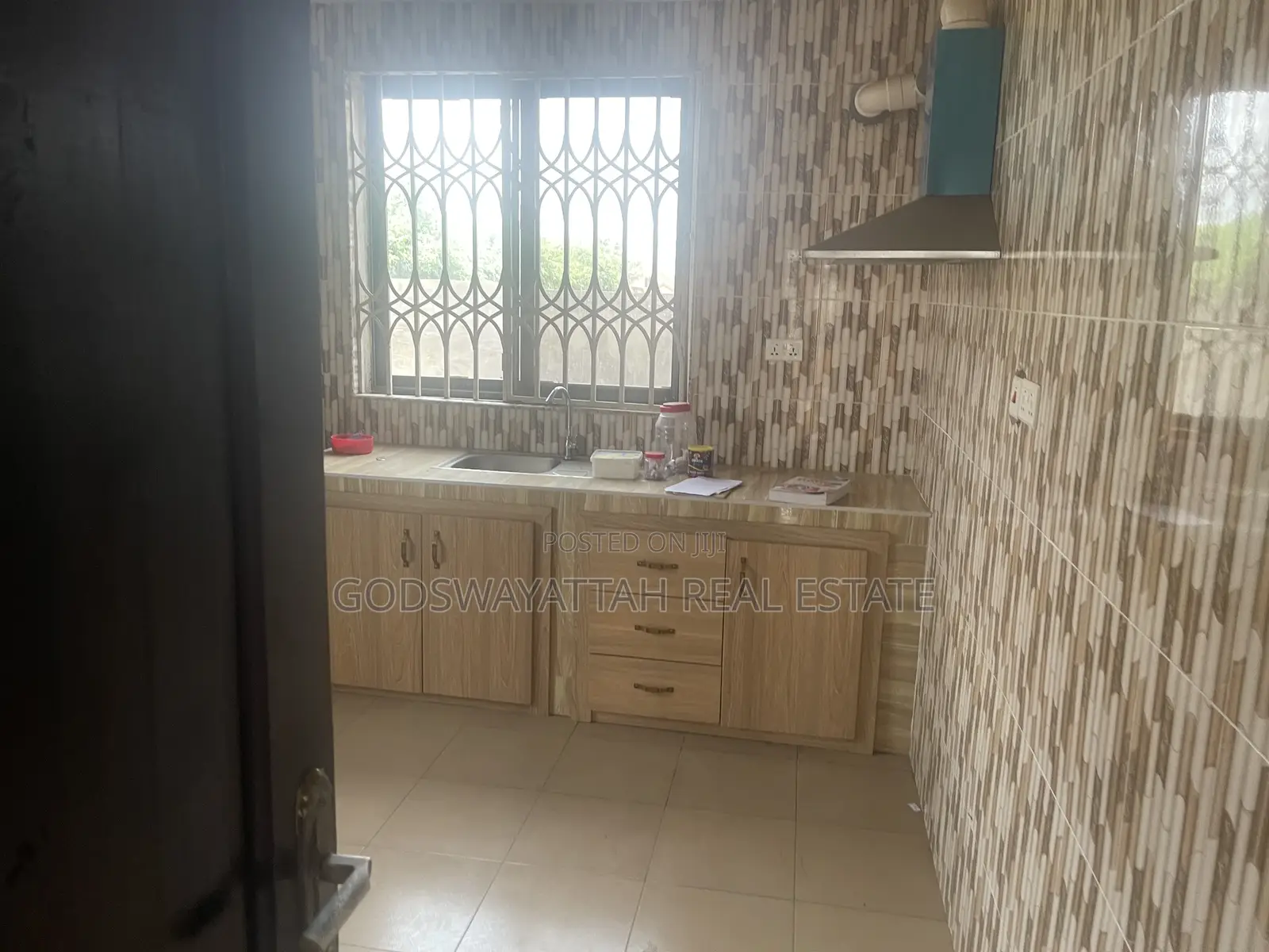 2bdrm Apartment in East Legon for rent