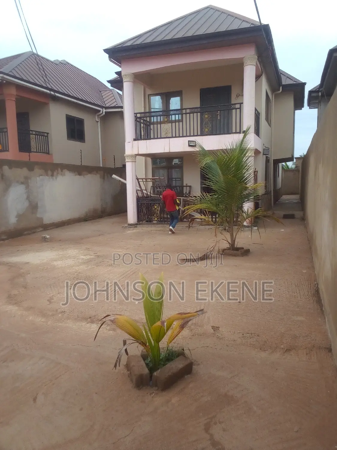 3bdrm Duplex in Ablekuma for sale