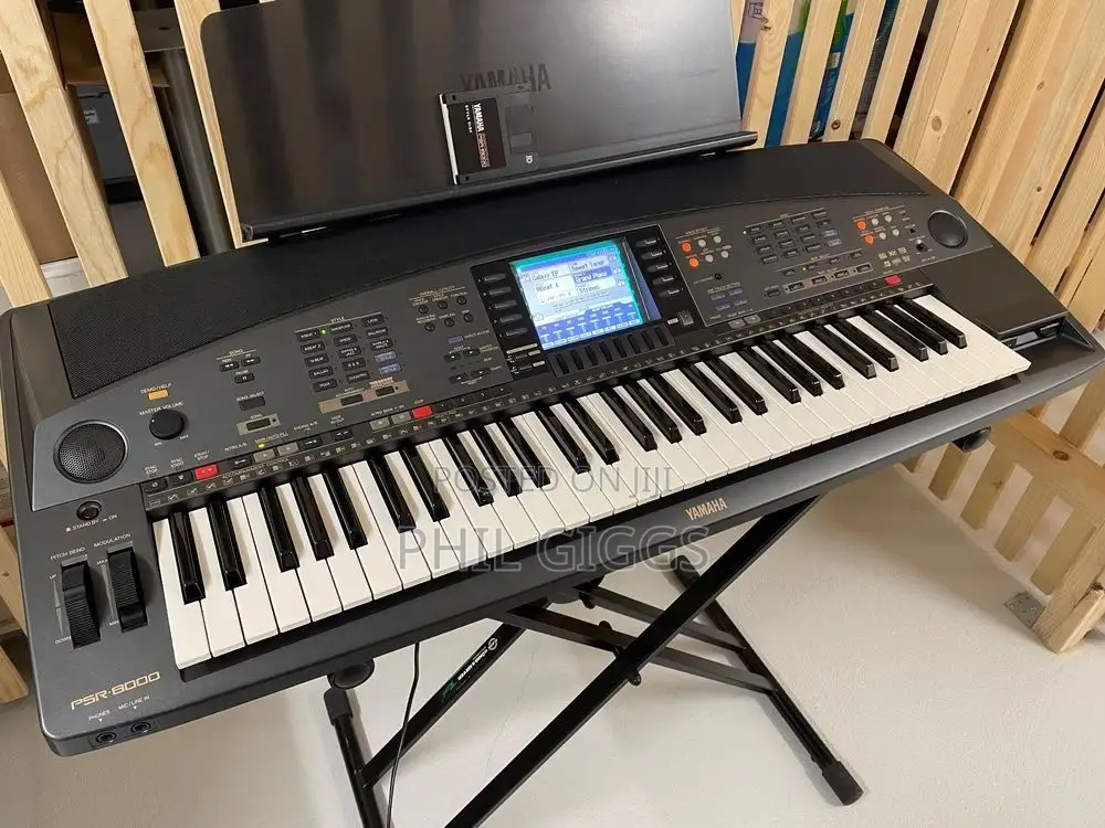Yamaha PSR E473