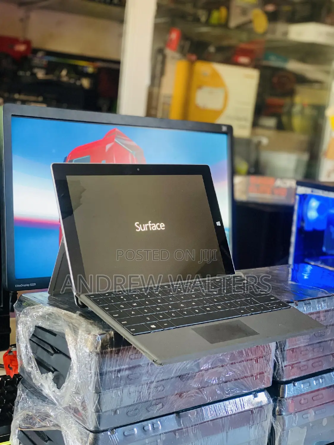 New Laptop Microsoft Surface Pro 3 4GB Intel SSD 60GB
