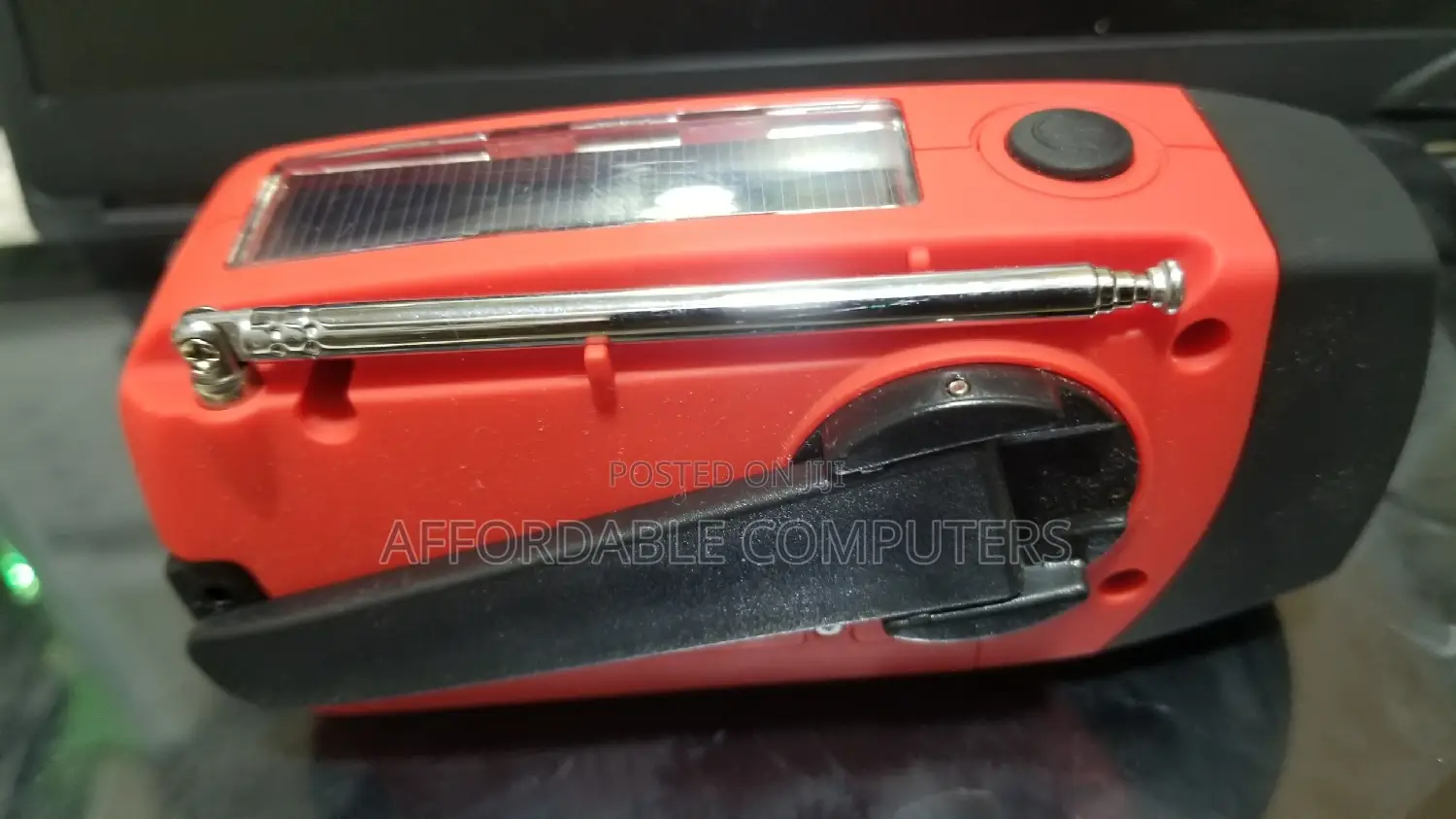 Radio Solar Radio With Led Flashlight With Cranking