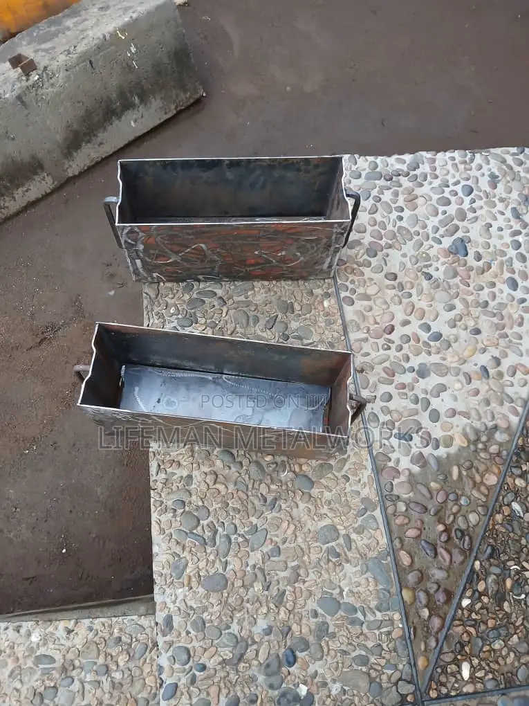 Hand Mould Made Easier