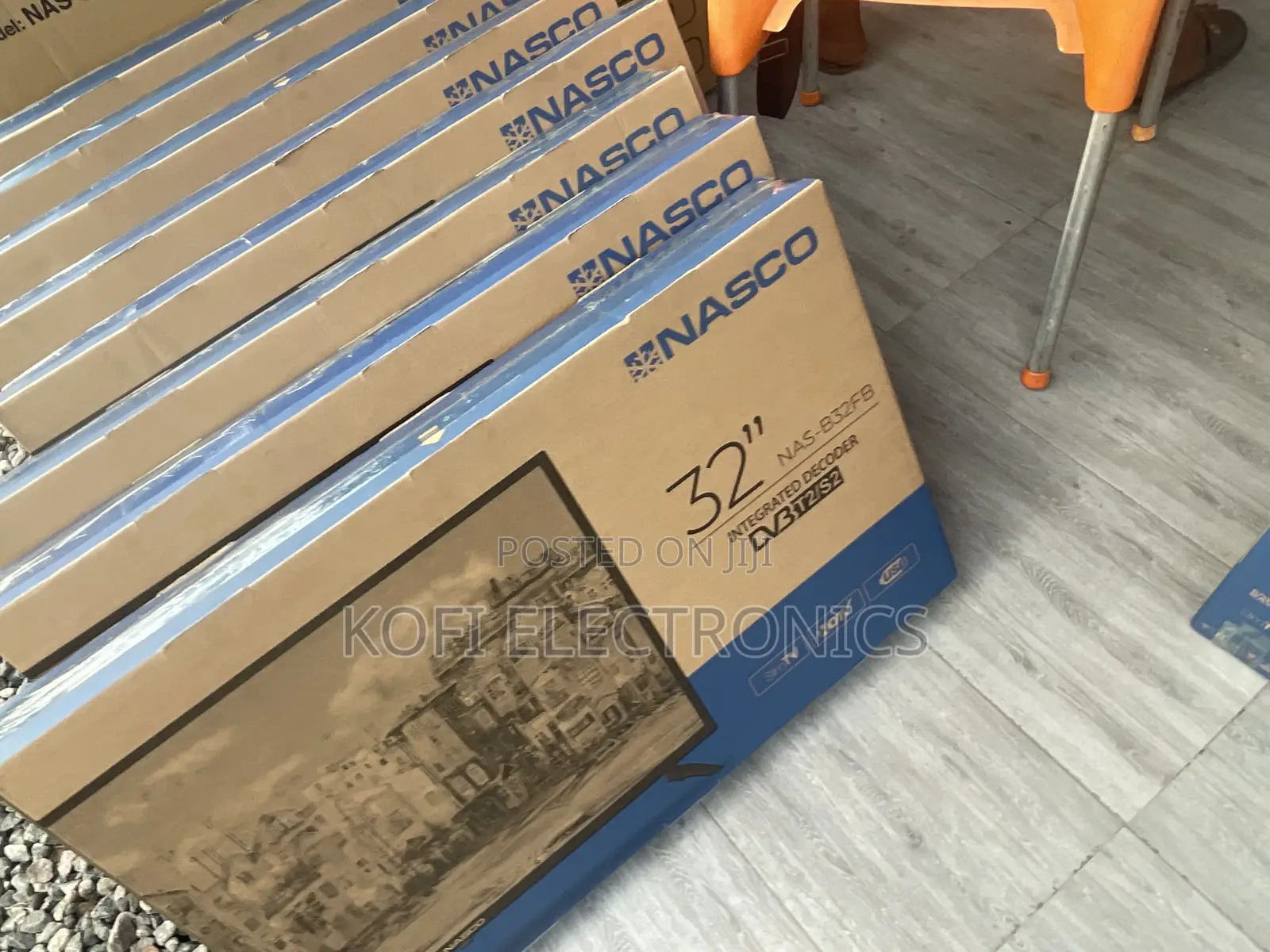 High Stand Performance-Tv Nasco 32'' Full HD