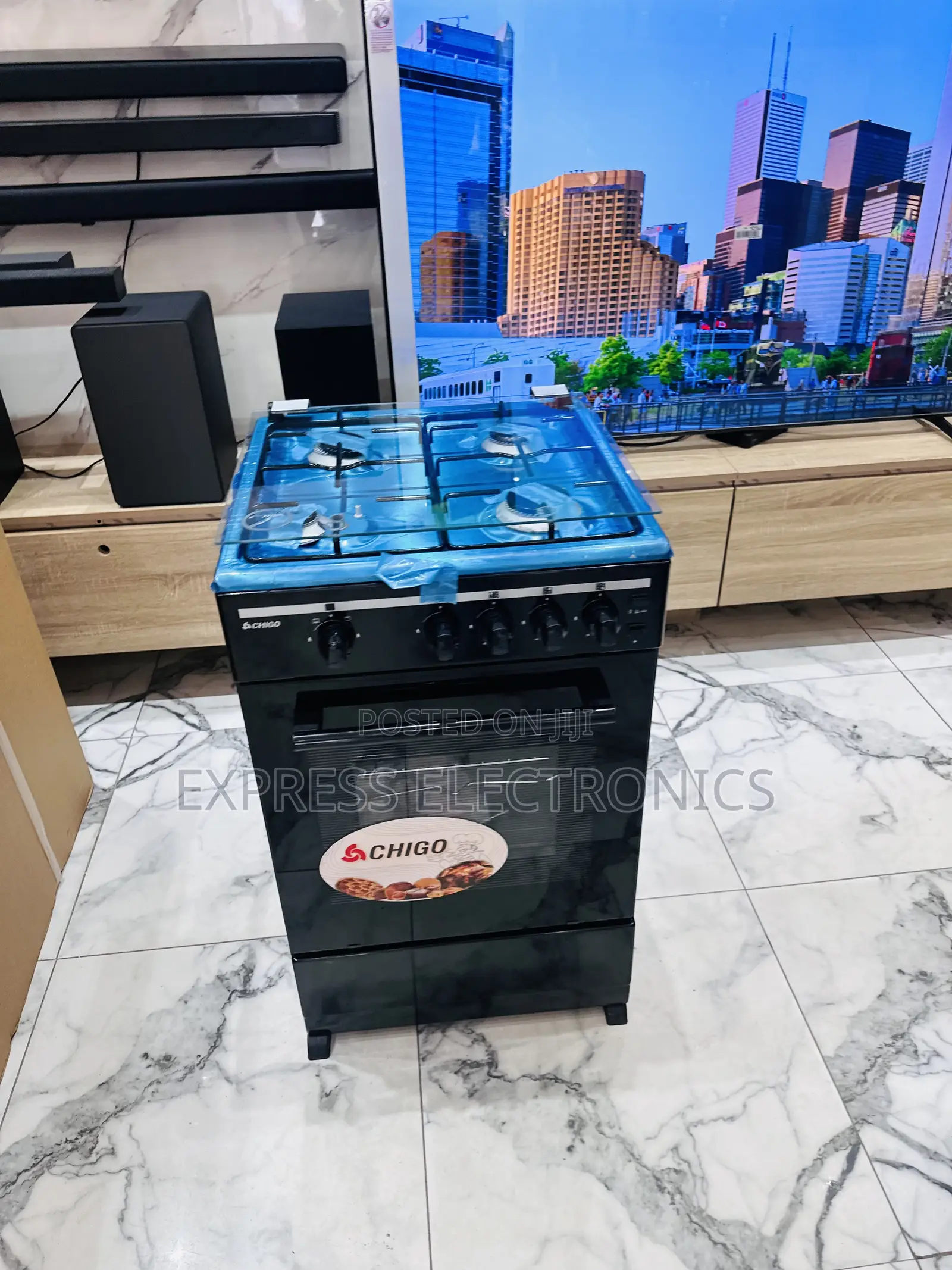 Mesmeric New Black Gas Cooker Oven 4burner 50/50