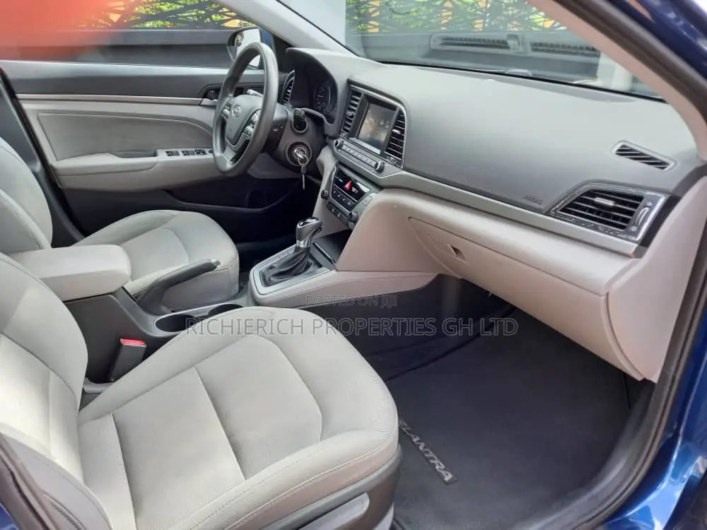 Blue Elantr for Rent