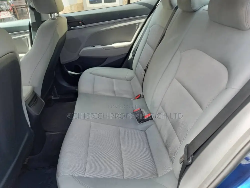 Blue Elantr for Rent