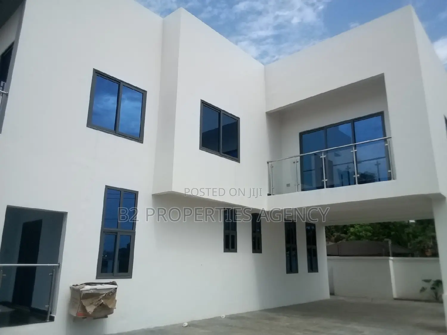 Furnished 5bdrm Maisonette in B2Properties Agency, Kumasi Metropolitan