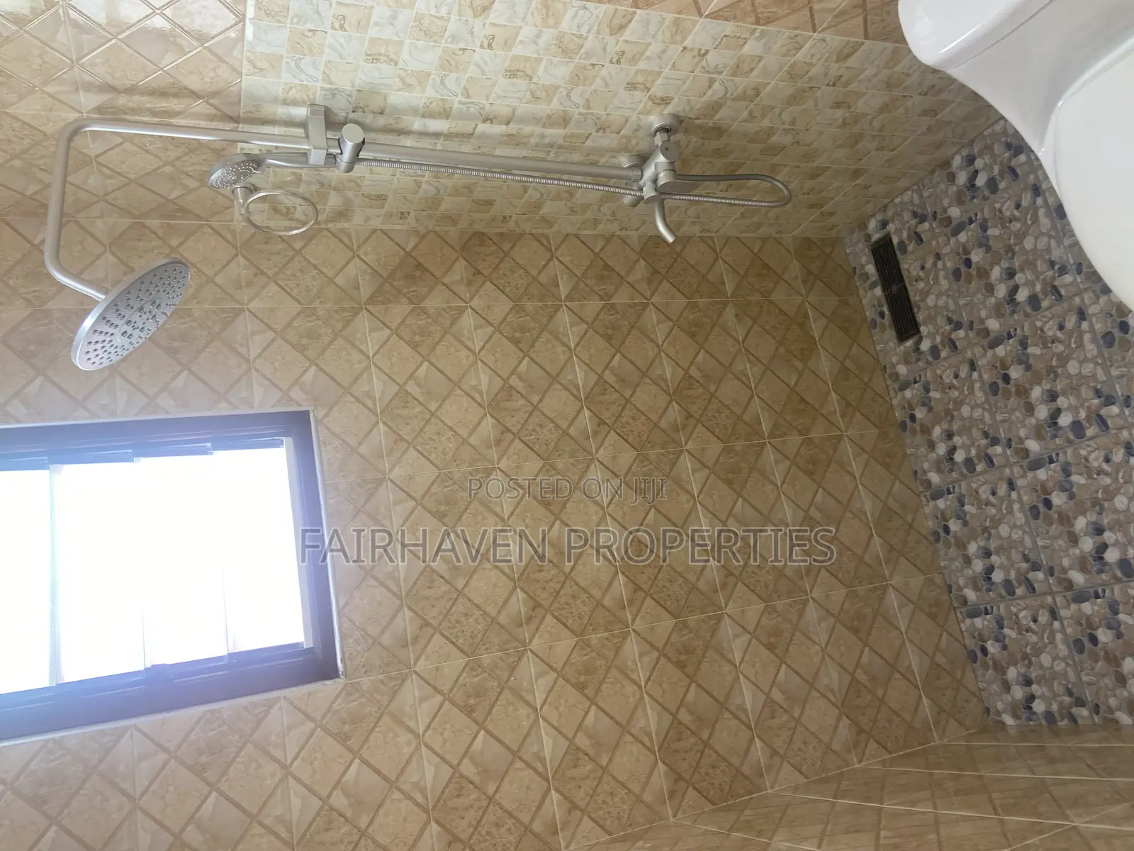 1bdrm Apartment in Tseaddo, Teshie for rent