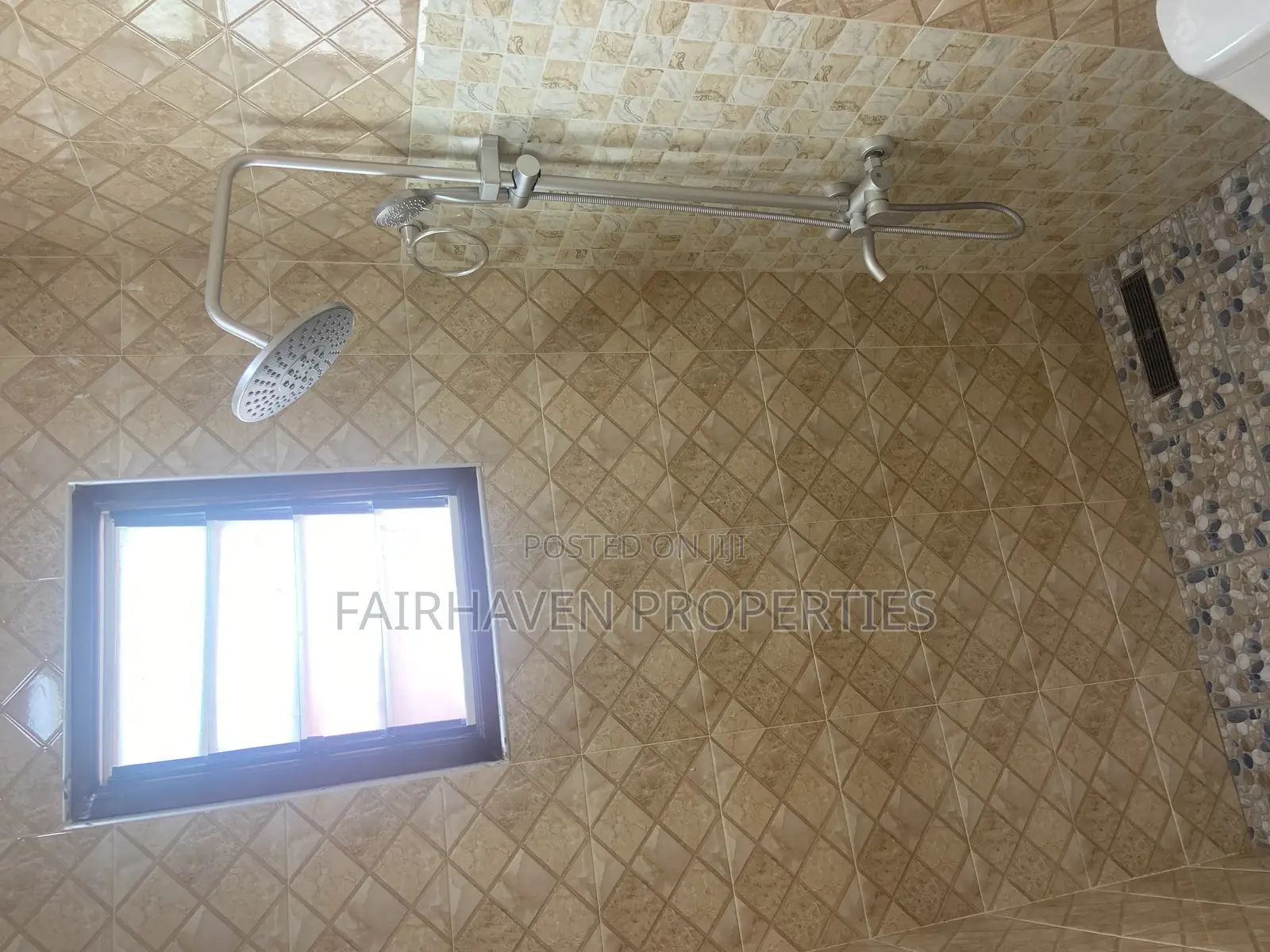 1bdrm Apartment in Tseaddo, Teshie for rent