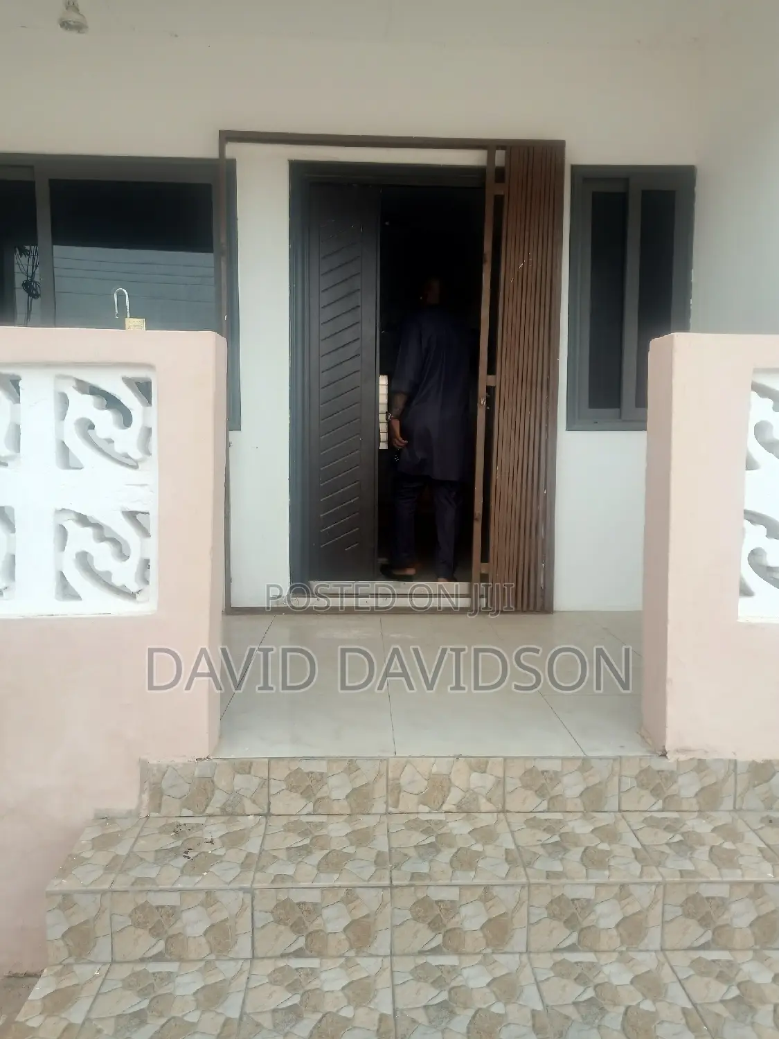 3bdrm Mansion in Executive 2Bedroom, Tema Metropolitan for rent
