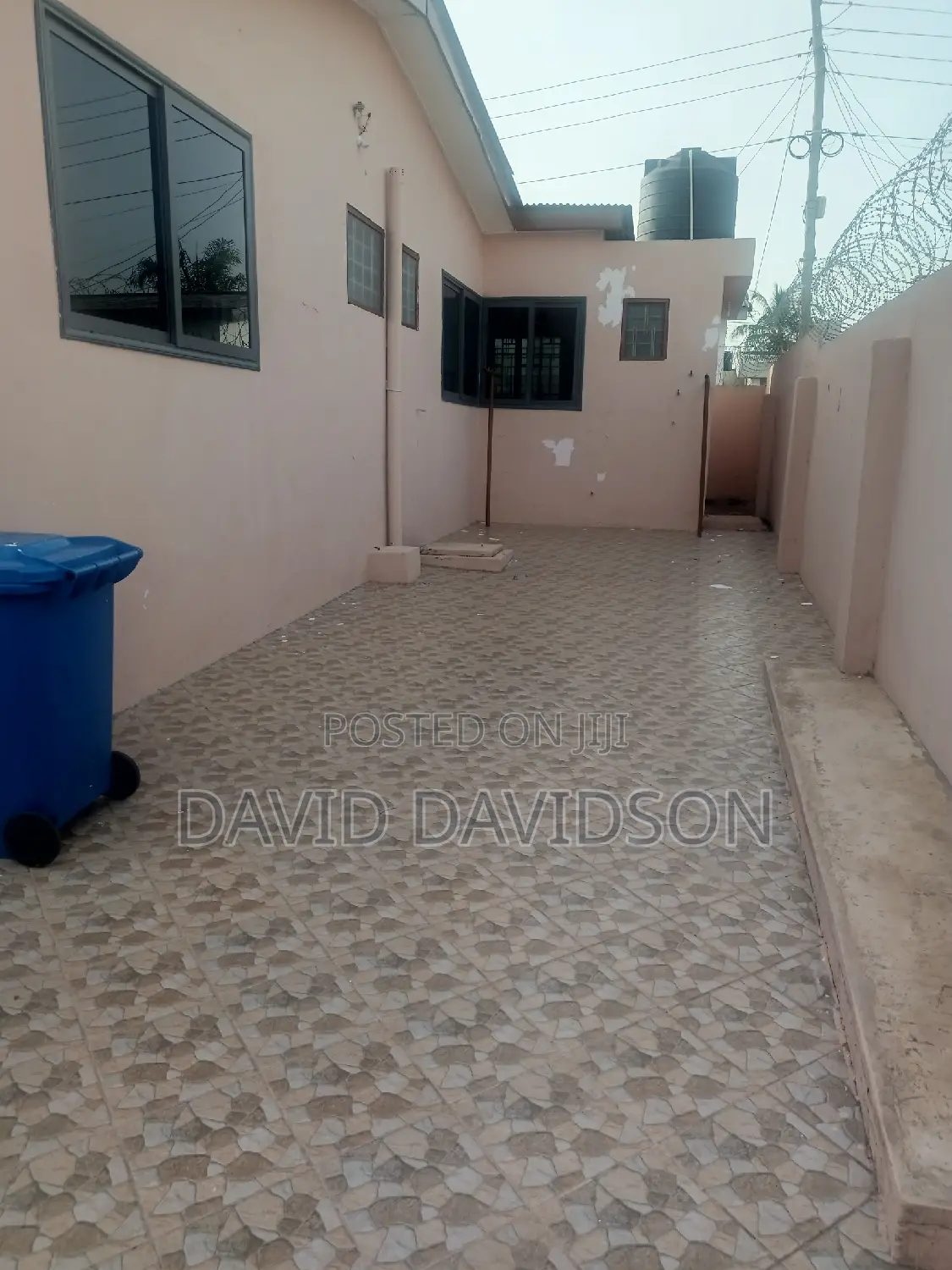 3bdrm Mansion in Executive 2Bedroom, Tema Metropolitan for rent