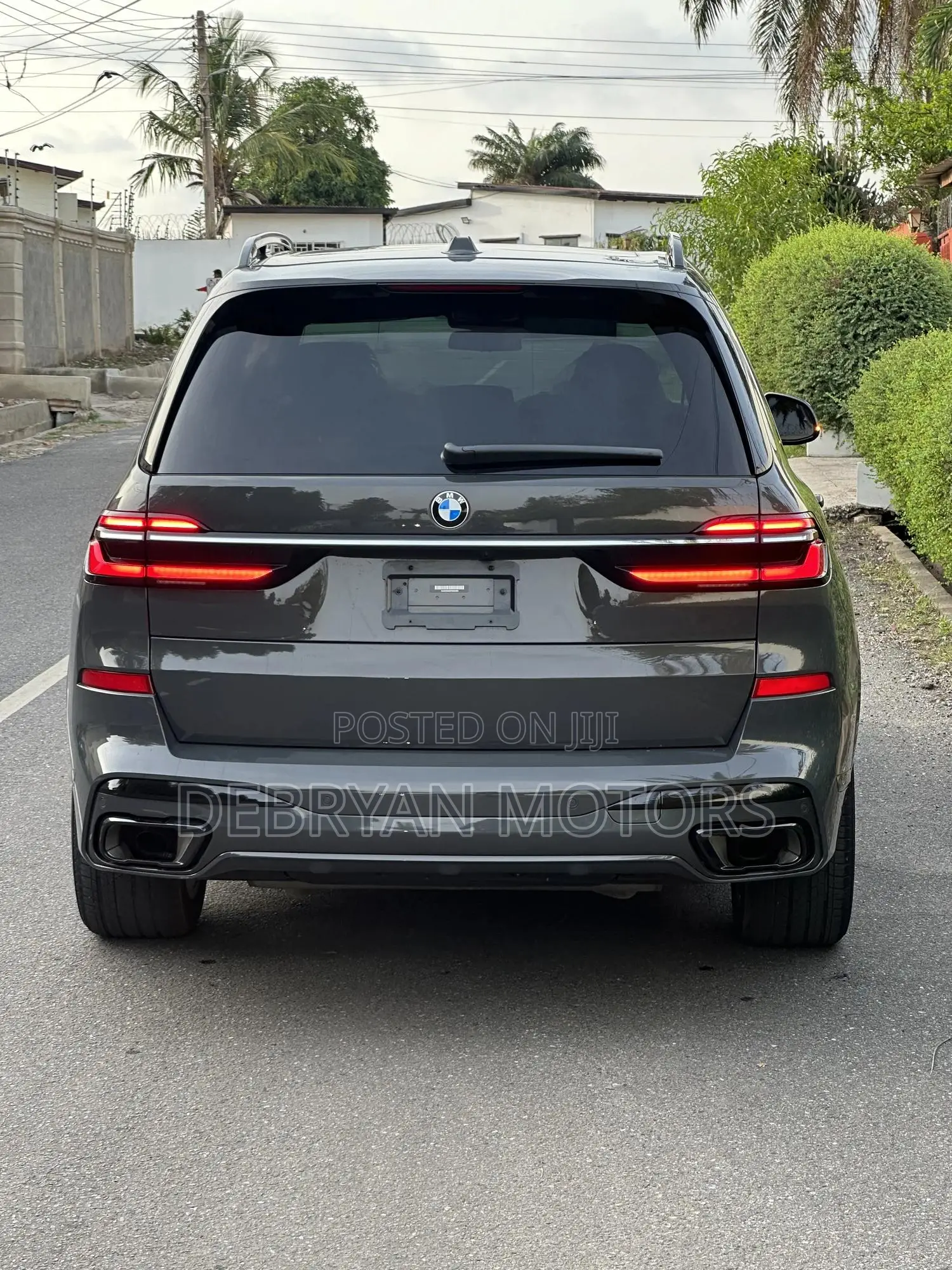 BMW X7 xDrive40i 2023 Gray