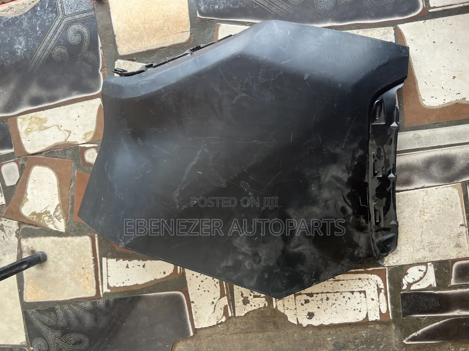 Toyota Rav 4 2019,2020,2021,2022 Back Bumper Side Moulding