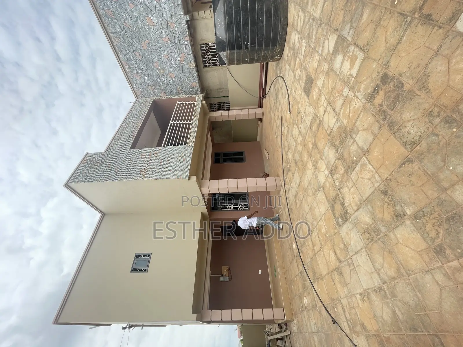 3bdrm Duplex in Oyarifa for rent