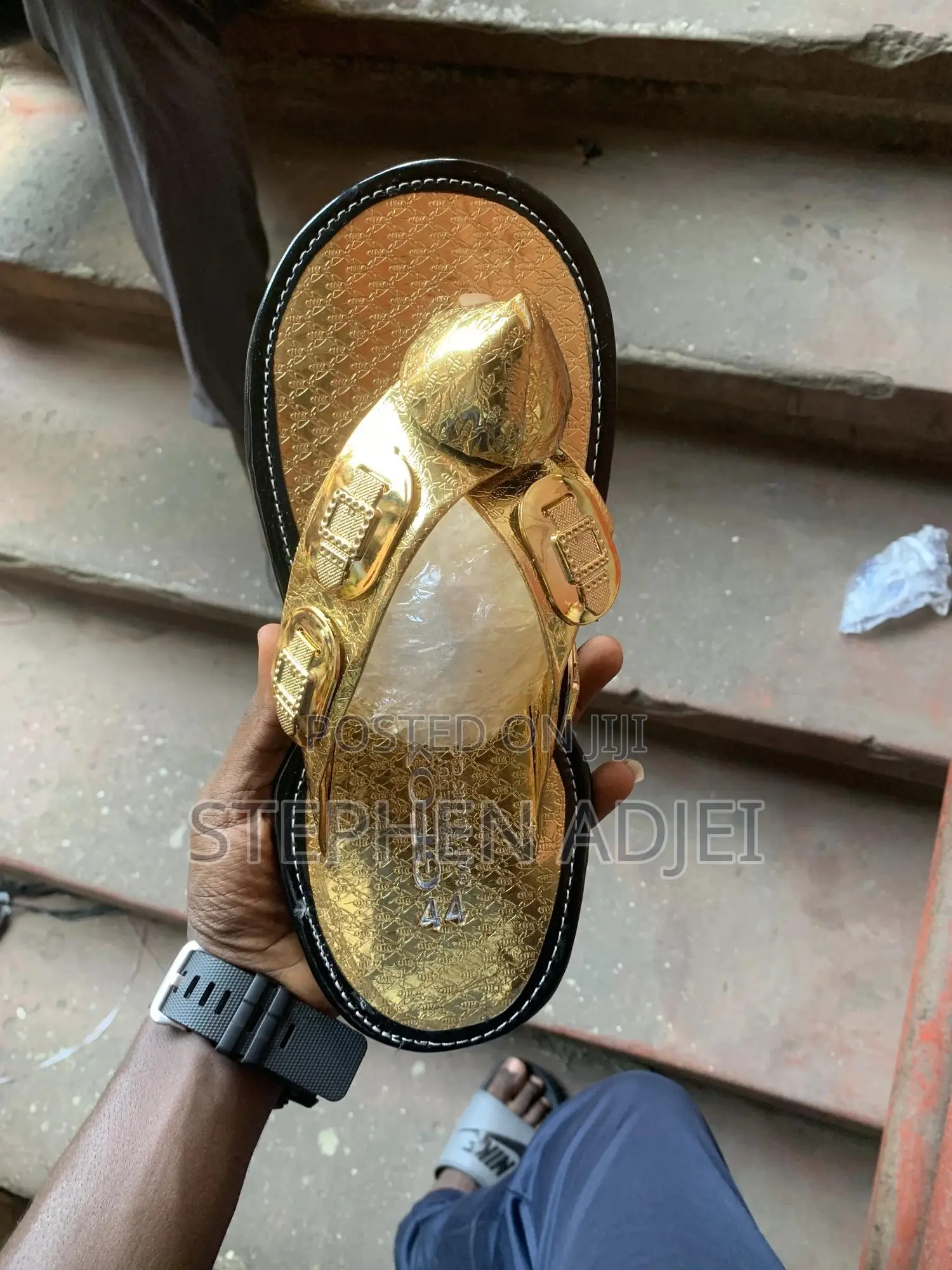 Ahenema Slippers