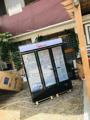 PVC-150 Glass Pearl 3 Doors Display Reliable Fridge
