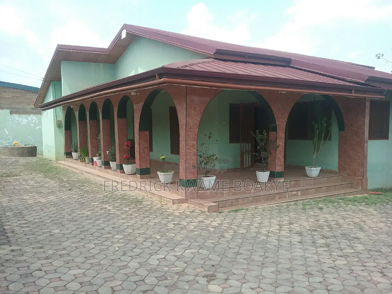 7bdrm House in Brother K Estate, Kumasi Metropolitan for rent