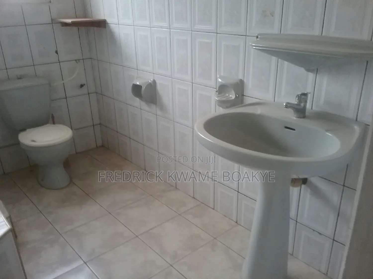 7bdrm House in Brother K Estate, Kumasi Metropolitan for rent