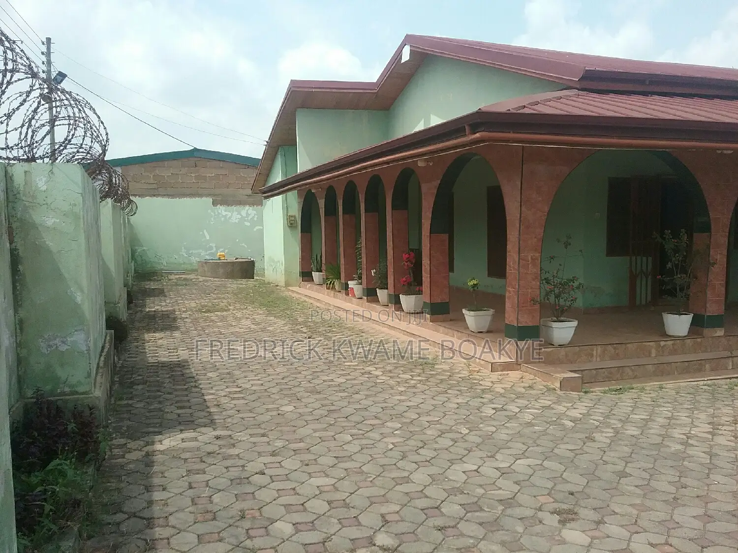 7bdrm House in Brother K Estate, Kumasi Metropolitan for rent