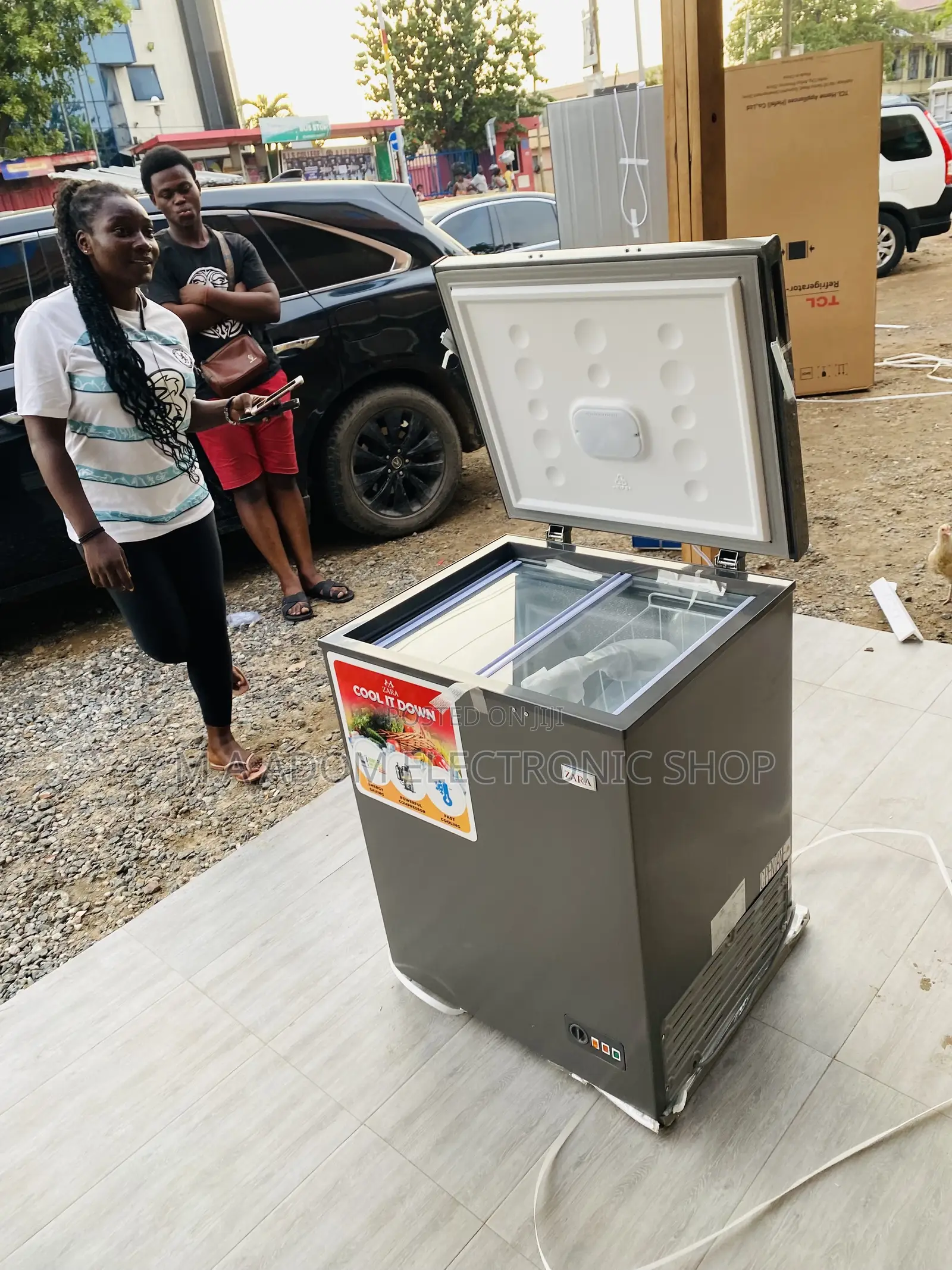 Energy Efficient Zara 200 Single Door Chest Freezer.