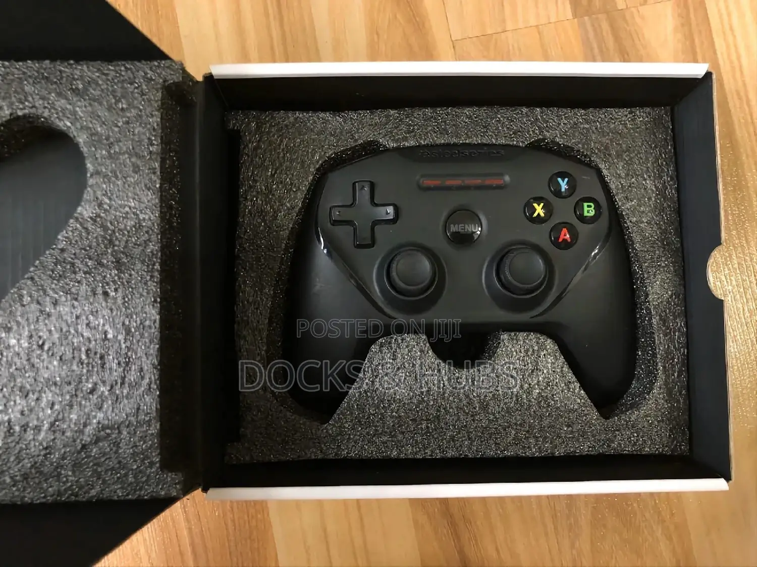 Steelseries Nimbus Bluetooth Gaming Controller - For Apple