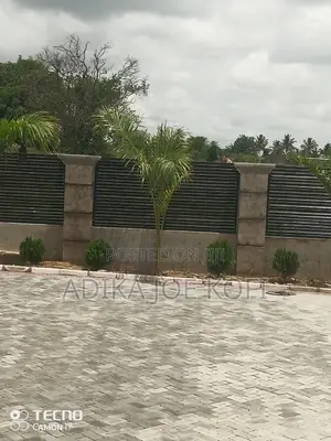 Fence Wall Coppin by Joefel Construction Decor