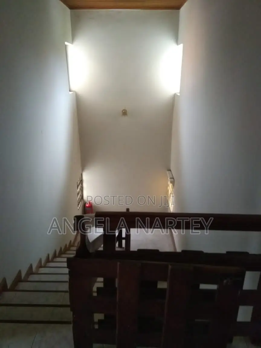 4bdrm House in Regimanuel Estates, Accra Metropolitan for sale