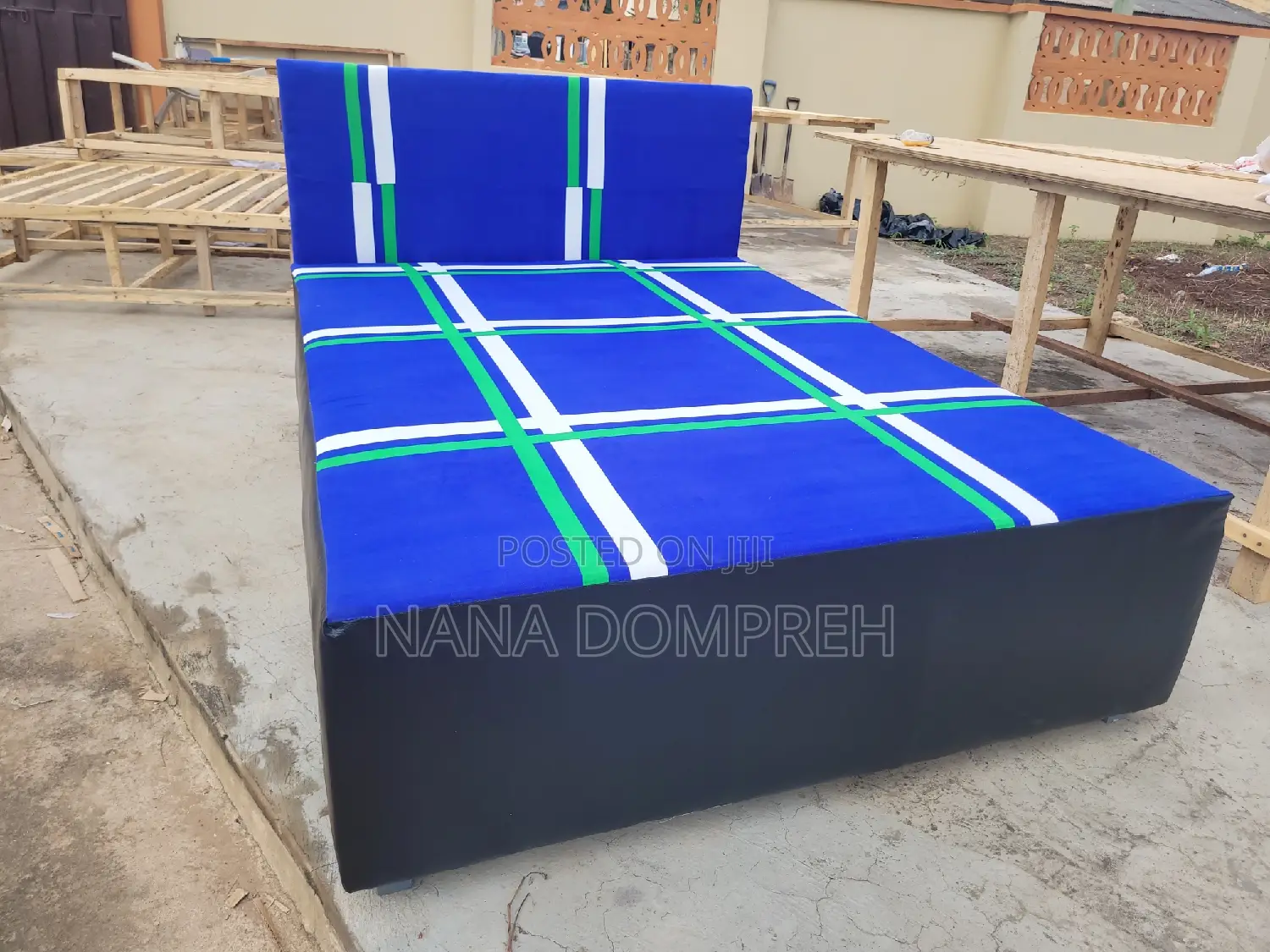 Inbuilt Double Bed