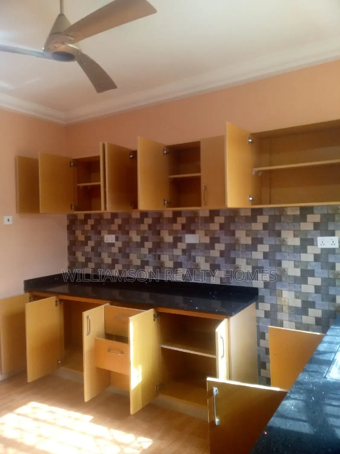 2bdrm Apartment in Community 18 Area, Spintex for rent